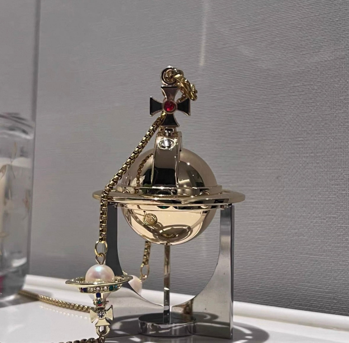 Orb Necklace Lighter