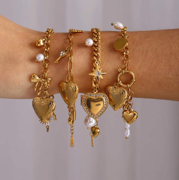 Charm Heart Bracelets Set