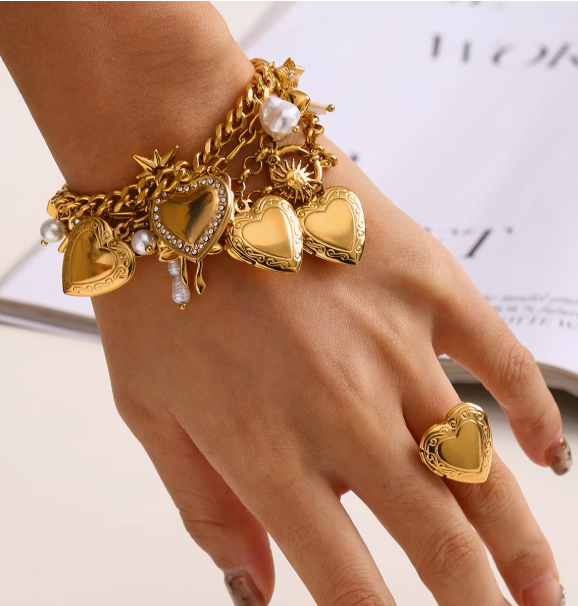 Charm Heart Bracelets Set