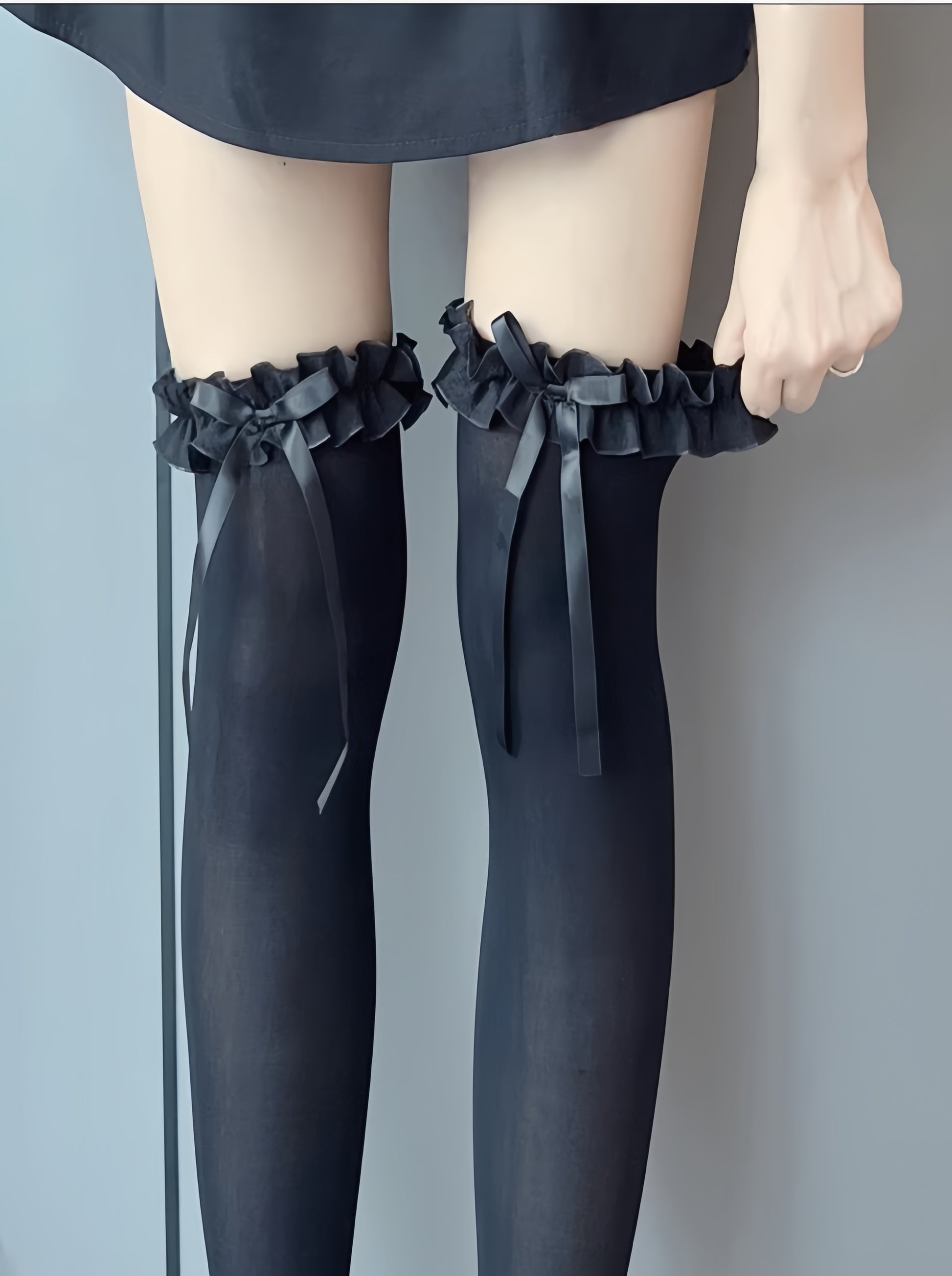 Ruffle Bow Thigh-High Stockings